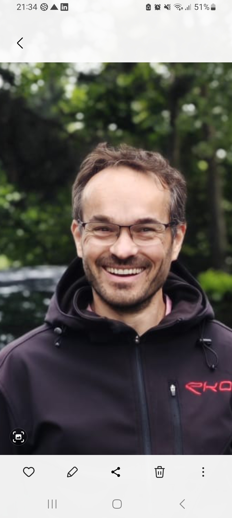 Mikael Greze